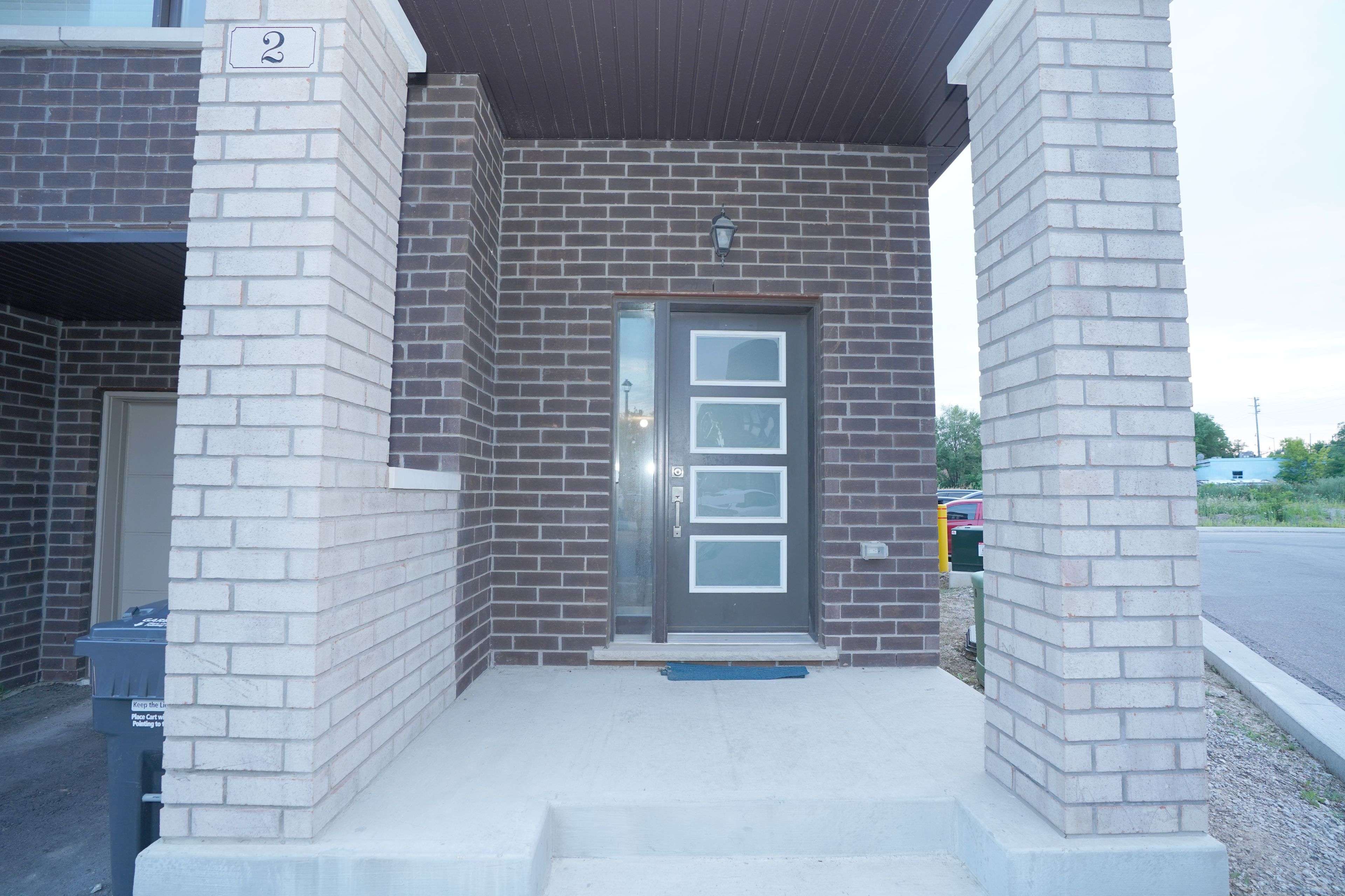 Brampton, ON L6Y 6L2,2 Queenpost DR
