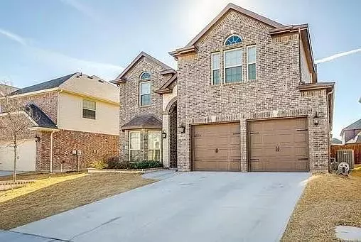 9833 White Bear Trail, Fort Worth, TX 76177