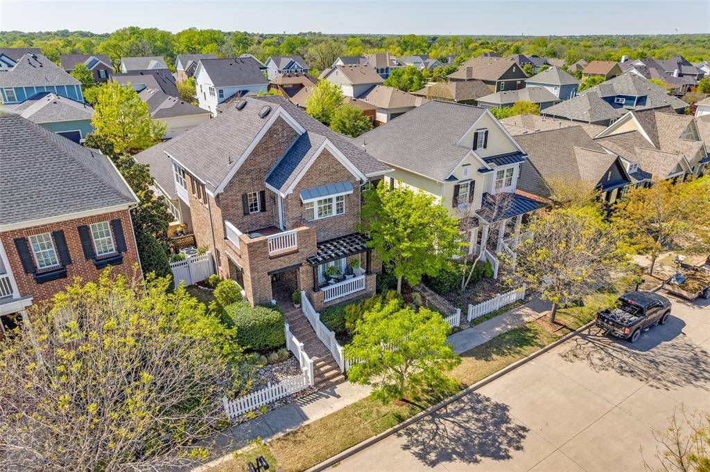 2305 Pearl Street, Mckinney, TX 75071