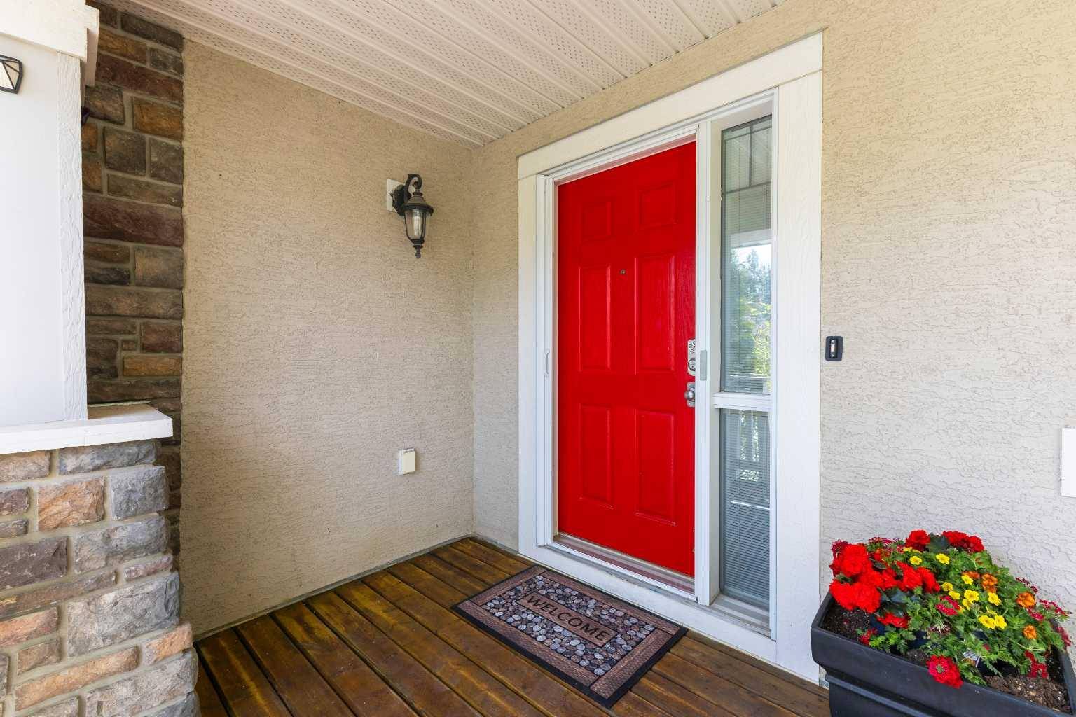 Calgary, AB T3B 6A1,117 Valley Woods PL NW