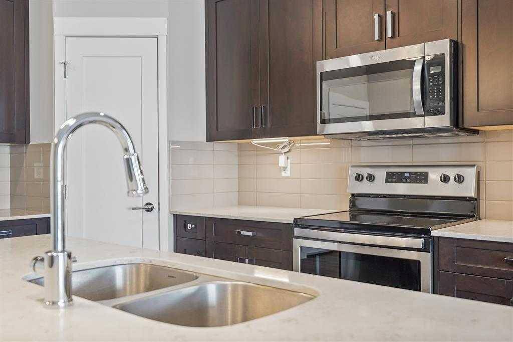 Calgary, AB T3M 2L7,522 Cranford DR SE #4209