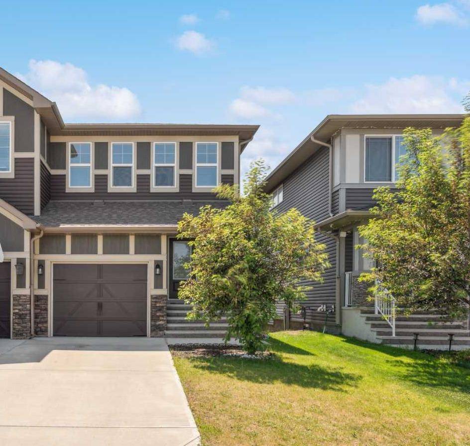 281 Hillcrest RD Southwest, Airdrie, AB T4B 4K1