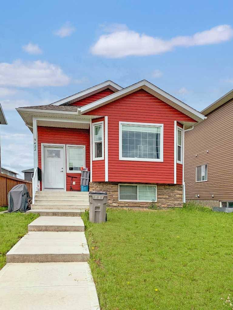 9422 88 ST, Grande Prairie, AB T8X 0H2