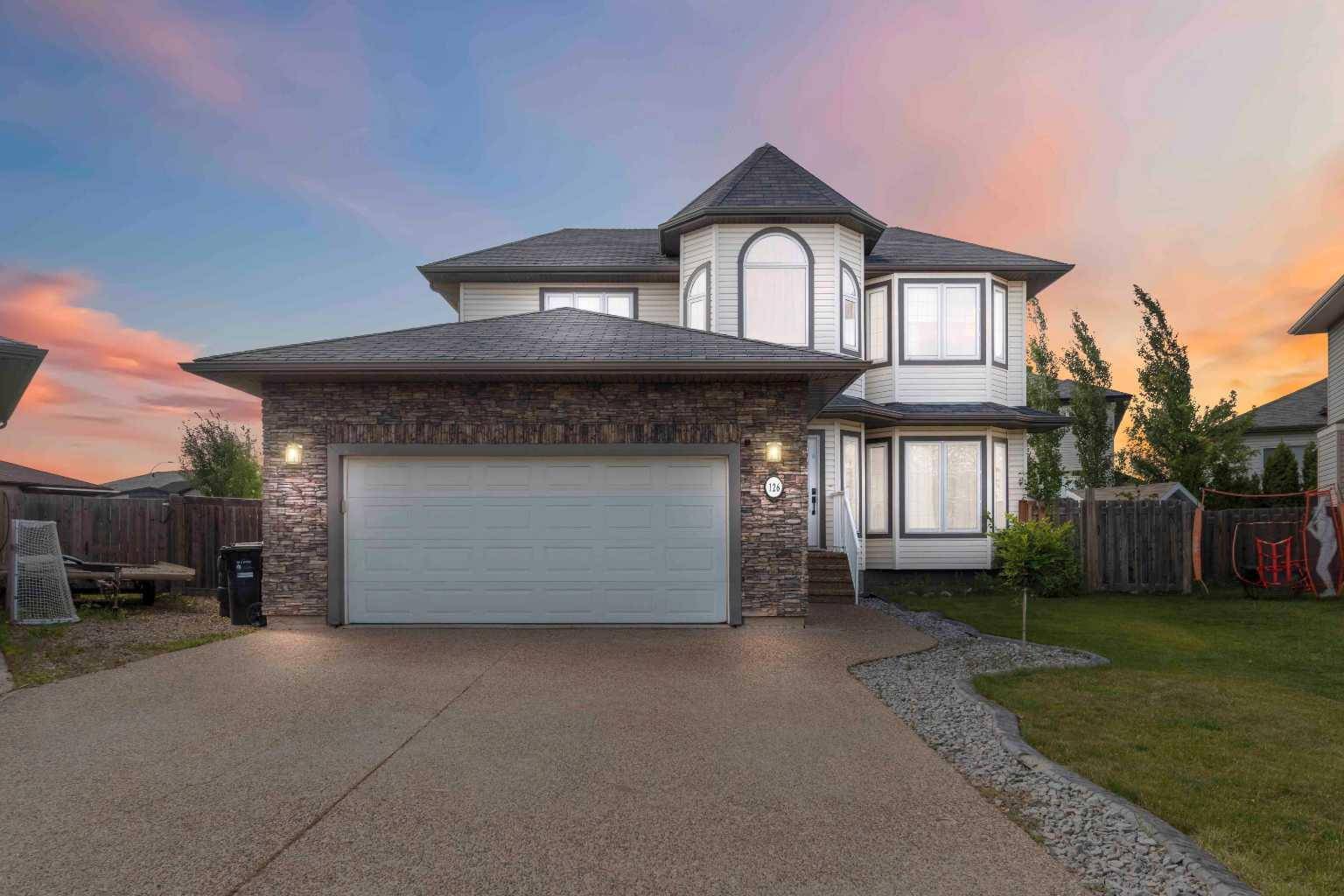 126 Pearl Bay, Fort Mcmurray, AB T9K 0E7