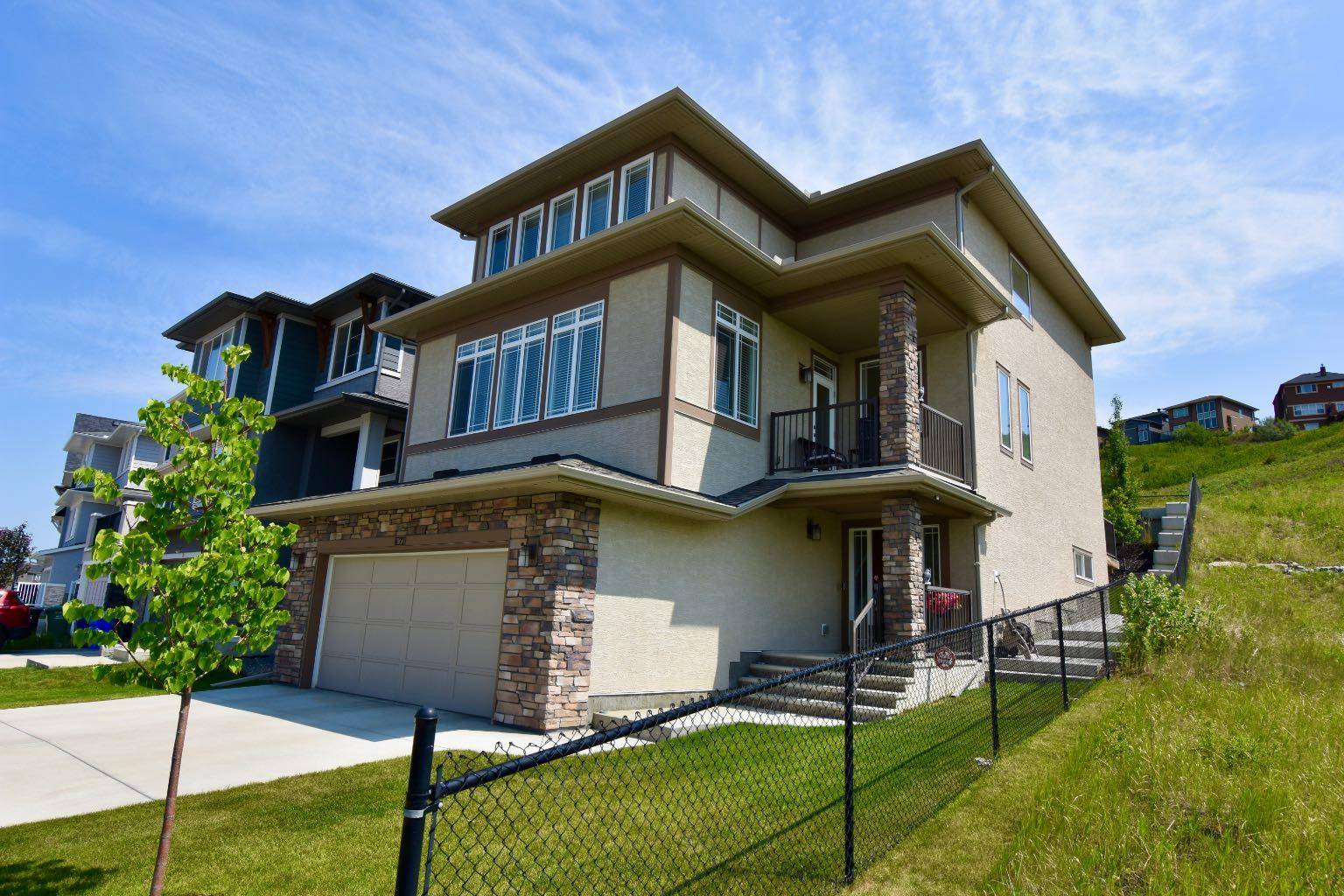 72 Sage Meadows GN Northwest, Calgary, AB T3P 0X4
