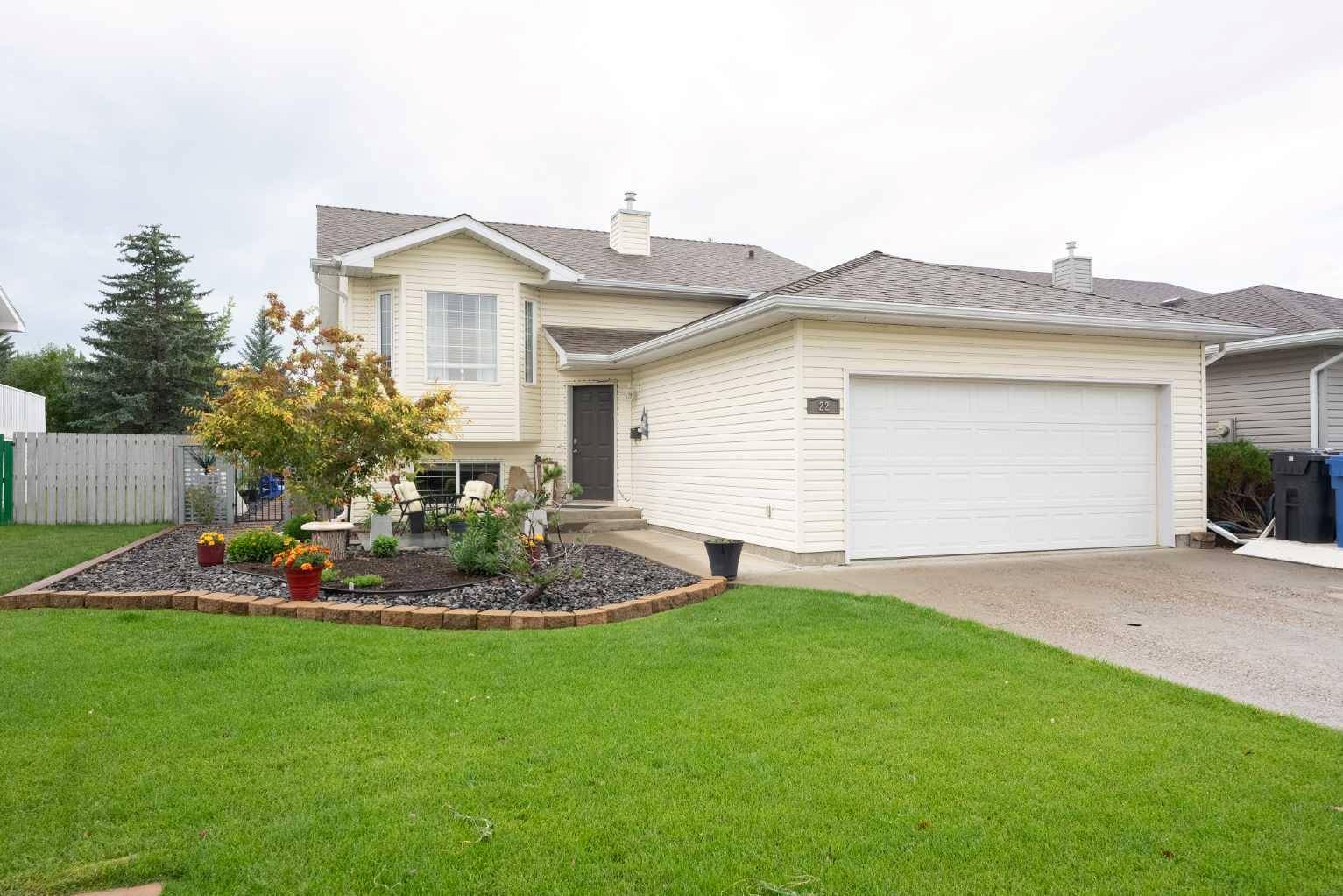 22 Mt Backus CRES West, Lethbridge, AB T1K 6P7