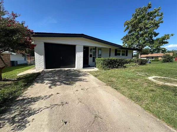 Garland, TX 75040,618 Henderson Circle