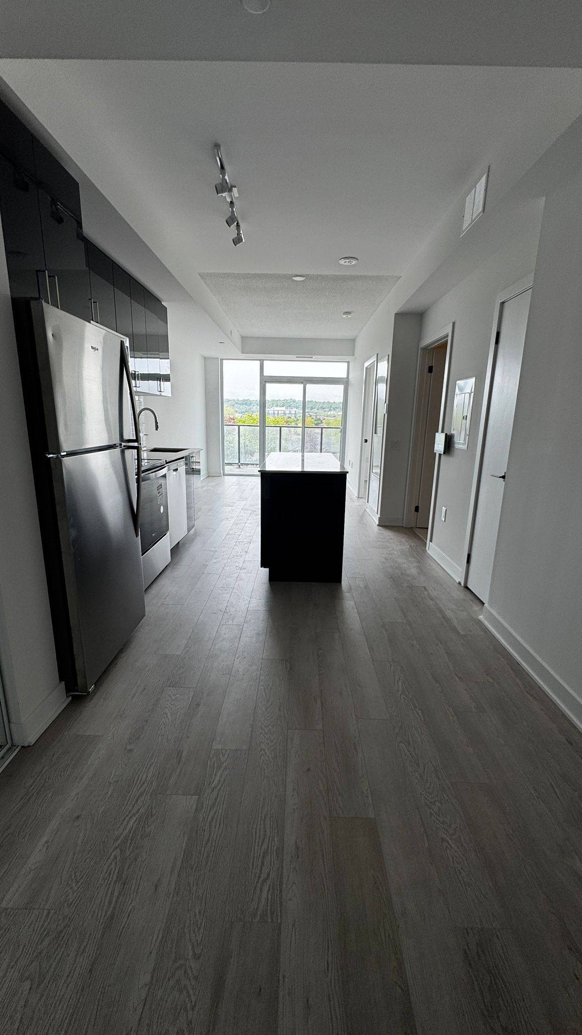 Hamilton, ON L8E 2J8,2782 Barton ST E #404
