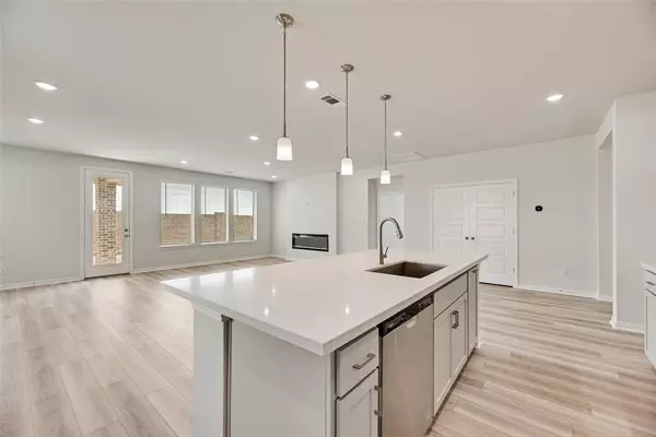 Anna, TX 75409,3445 Cross Shore Drive