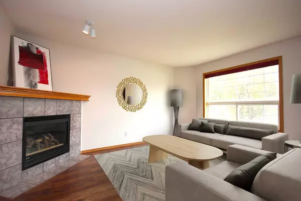 75 Coventry VW NE, Calgary, AB T3K 5H5