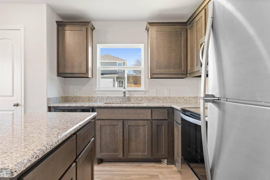 Dallas, TX 75241,4147 Lava Forest Drive
