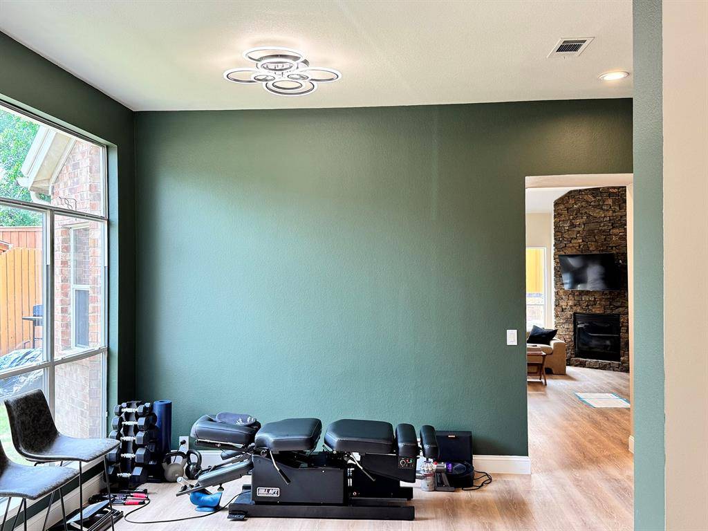 Grand Prairie, TX 75050,2727 Meadow Lake Drive