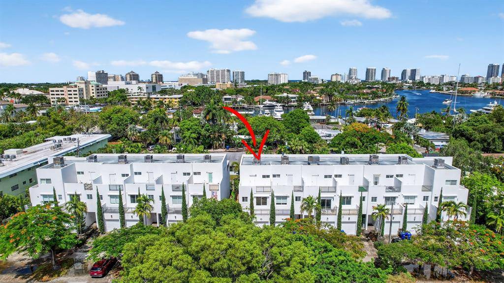824 NE 19th Ave, Fort Lauderdale, FL 33304