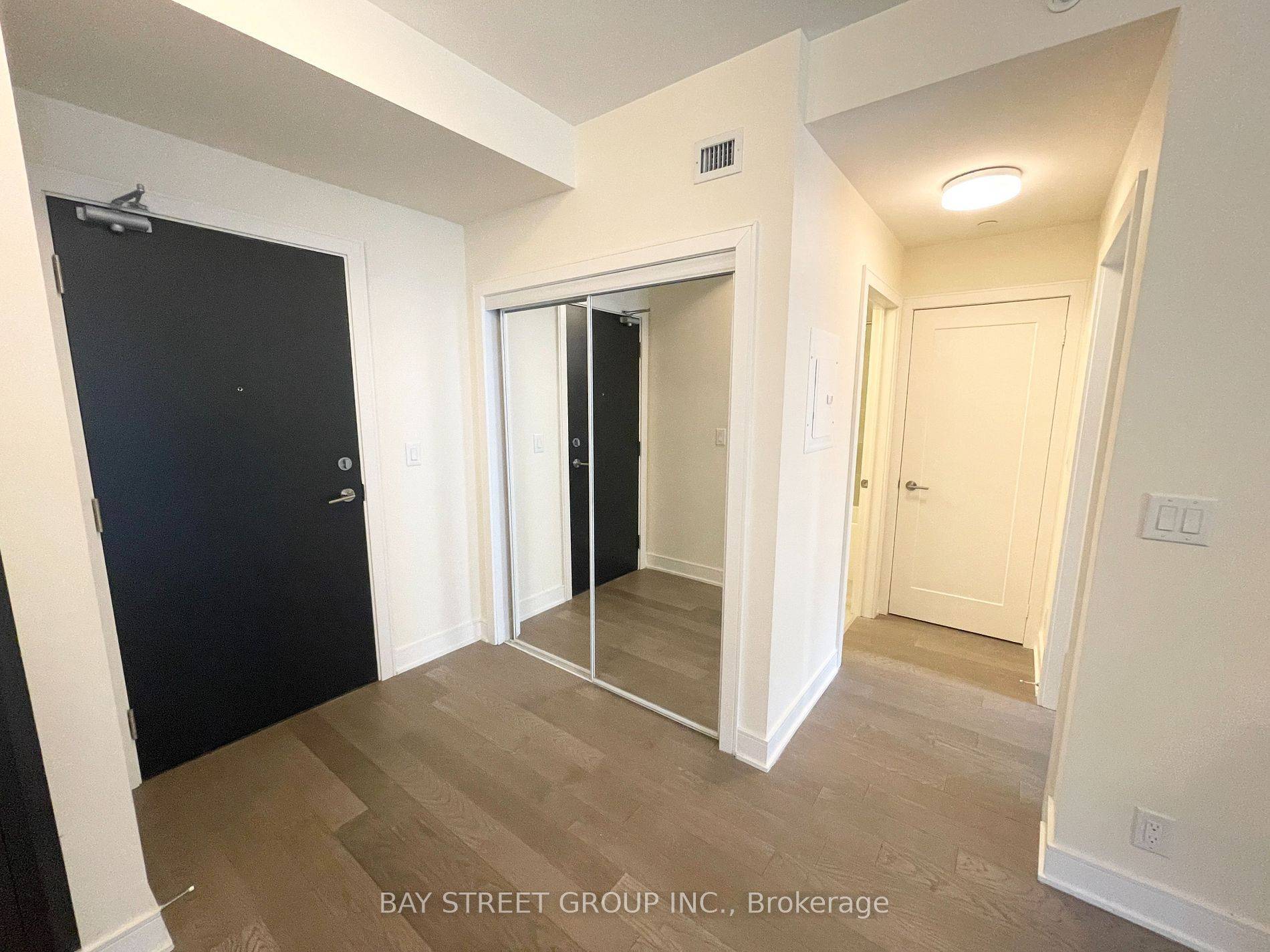 Mississauga, ON L5J 0B1,1575 Lakeshore RD W #362