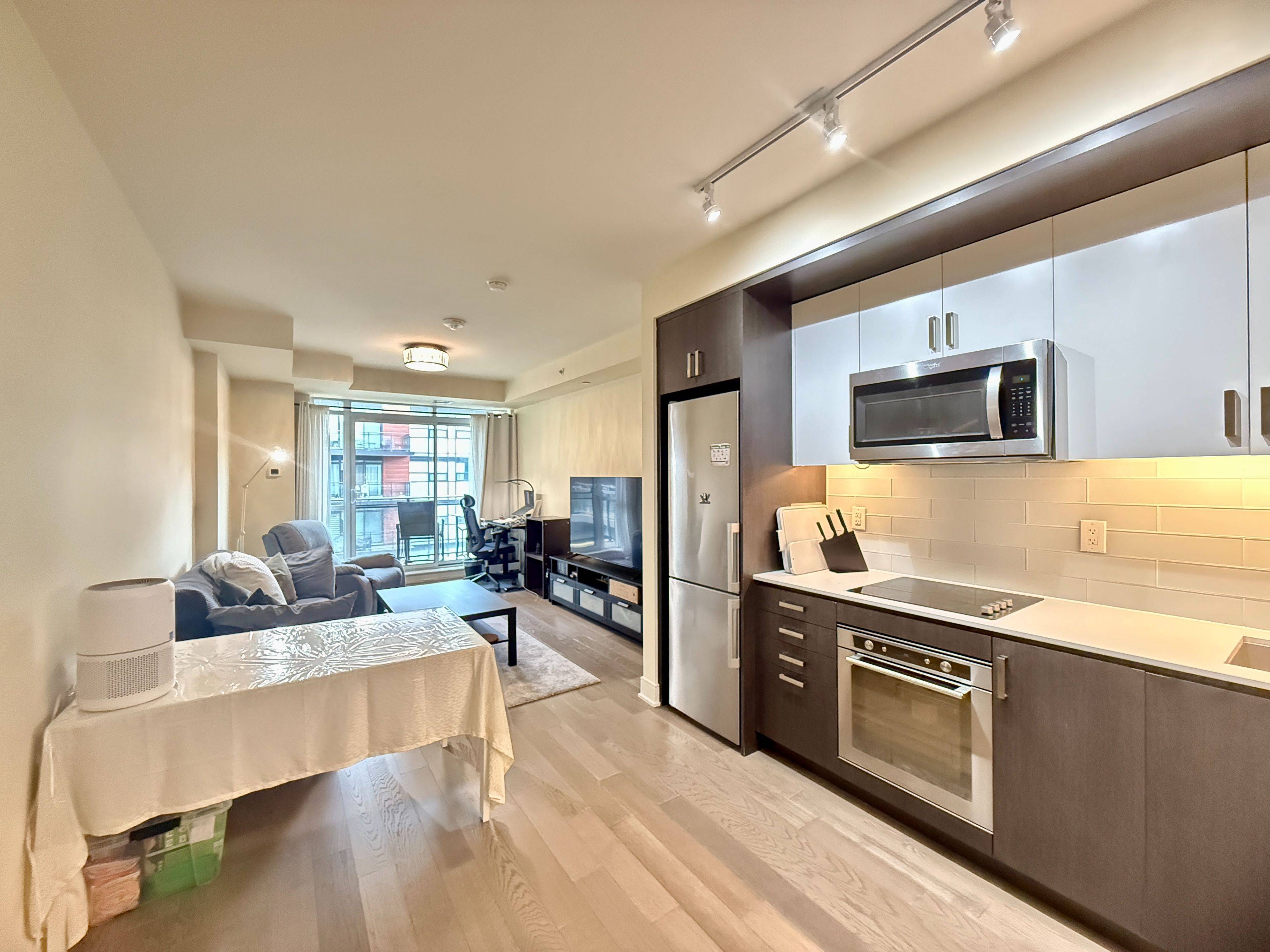 Mississauga, ON L5J 0B1,1575 Lakeshore RD W #362