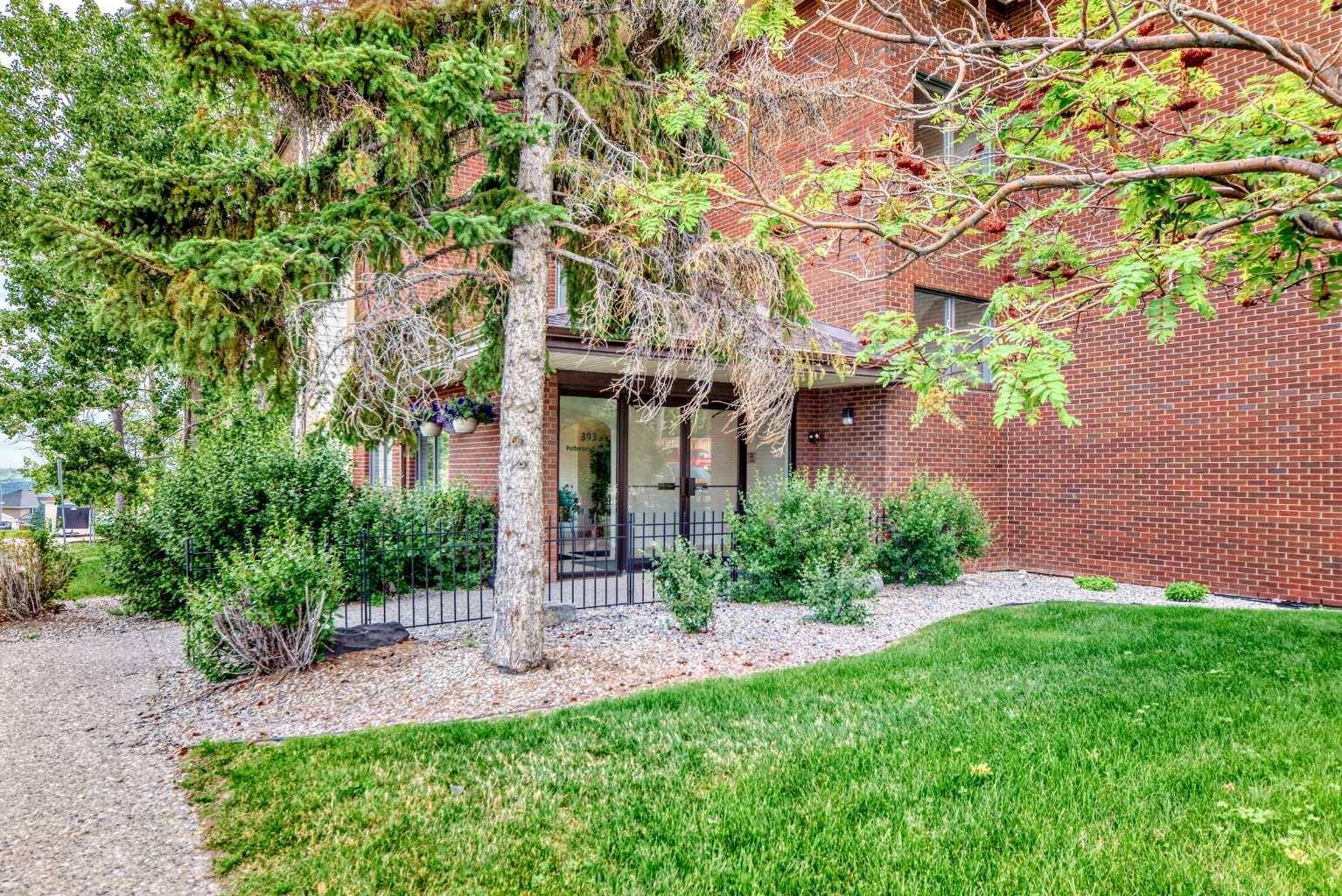 393 Patterson HL SW #3301, Calgary, AB T3H 2P4