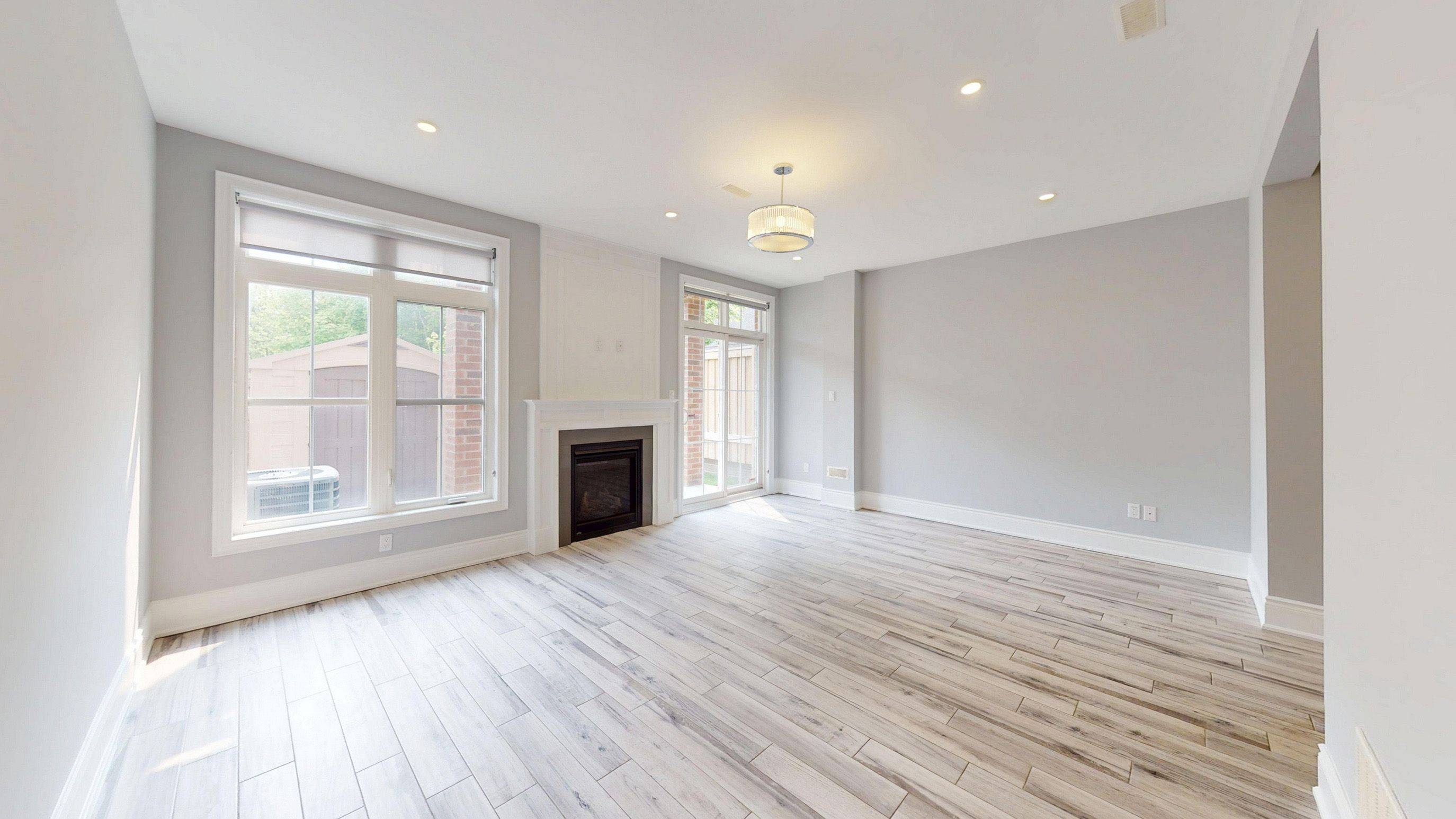 Richmond Hill, ON L4C 4N7,51 Hall ST