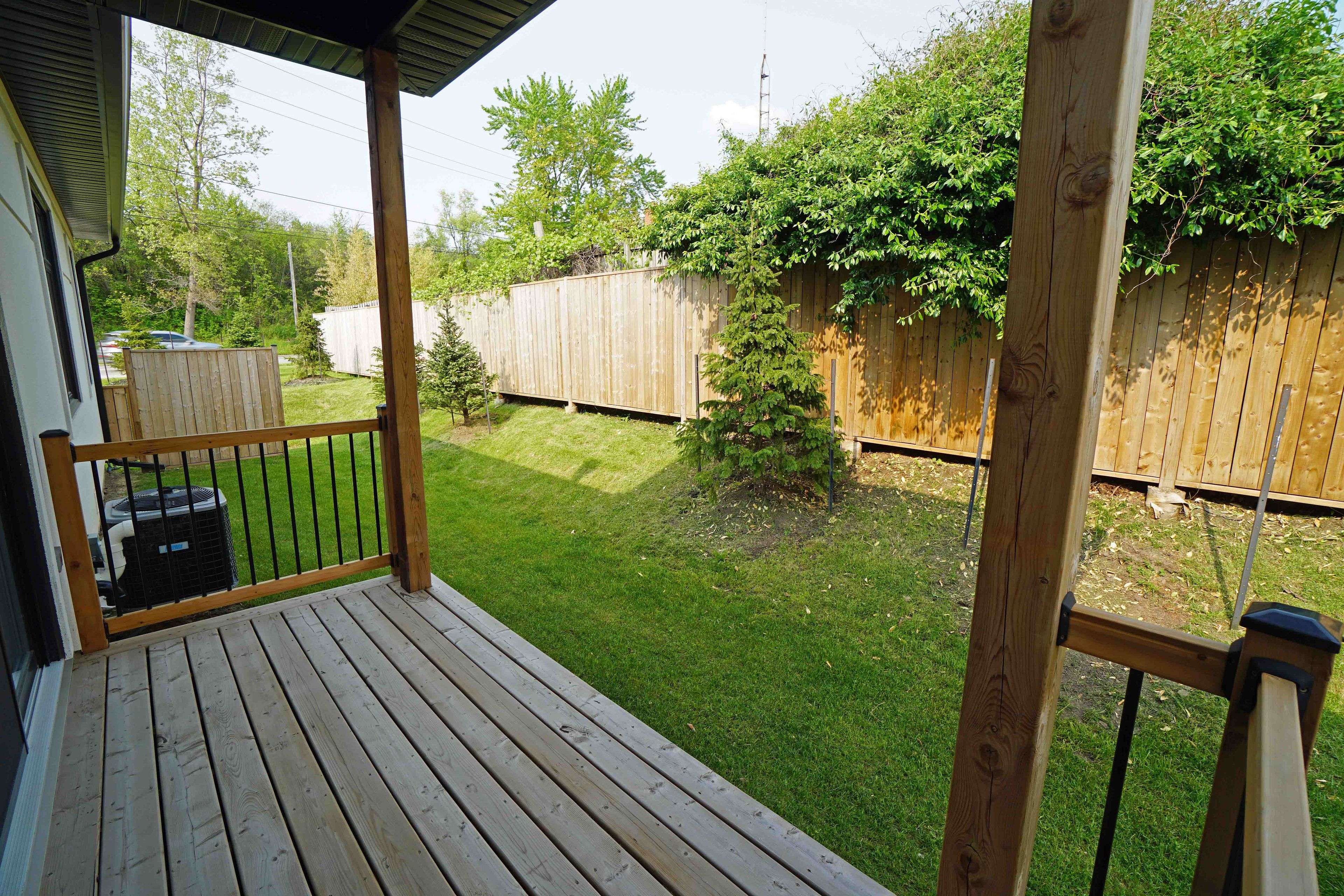 Niagara Falls, ON L2J 0B8,7472 MOUNTAIN RD #1