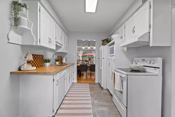 Guelph, ON N1H 5T8,121 Bagot ST #2