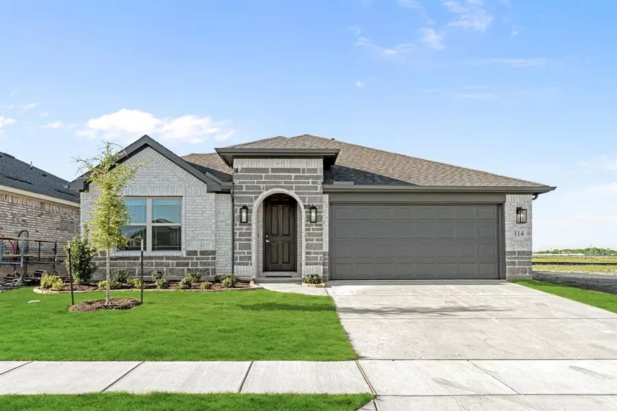 114 Winterwood Drive, Lavon, TX 75166