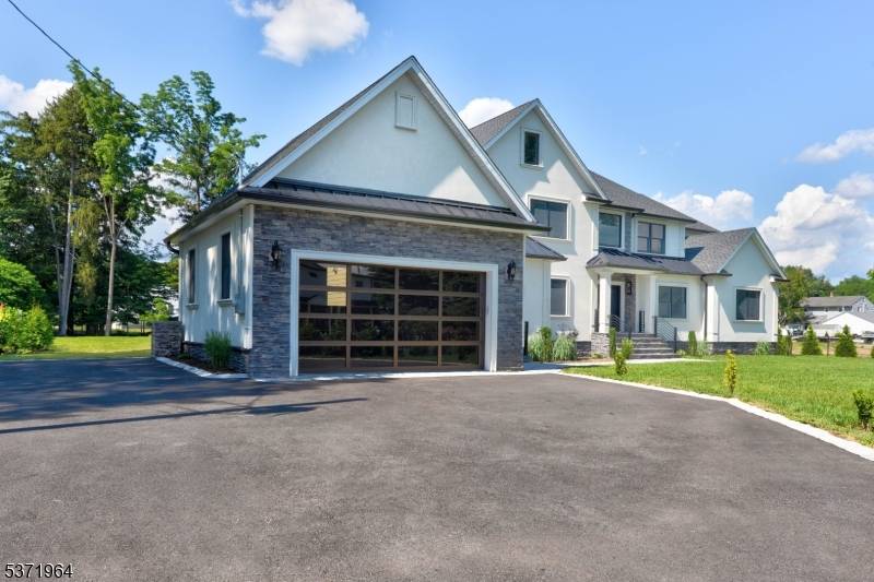 Pequannock Twp., NJ 07444,96A Mountain Ave