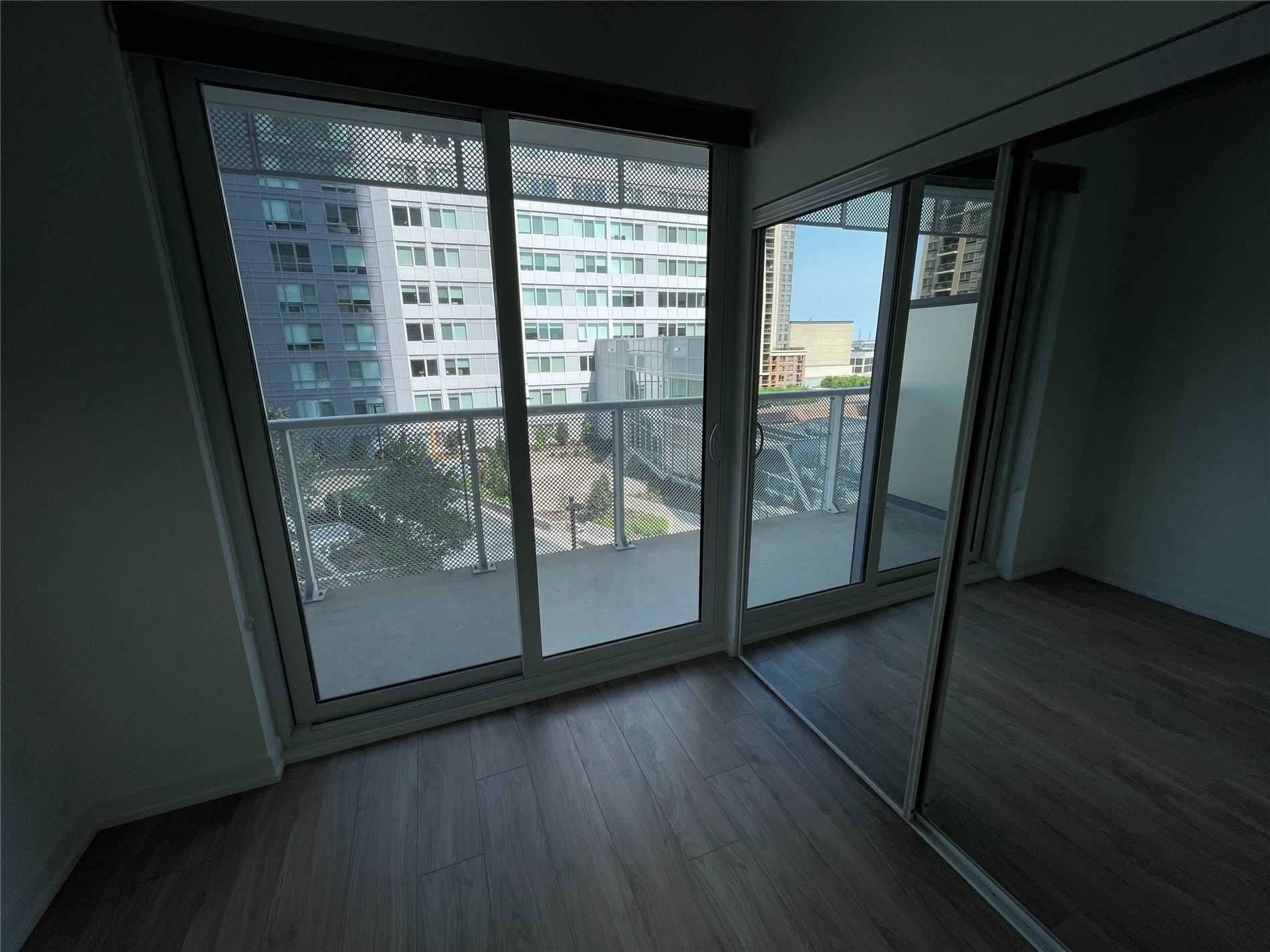 Mississauga, ON L5B 0L4,4065 Confederation Pkwy #808