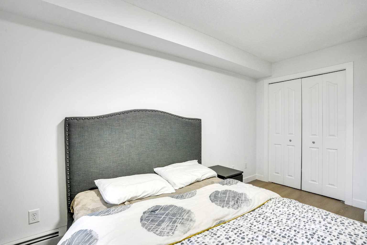 Calgary, AB T3J 0N6,7180 80 AVE NE #220