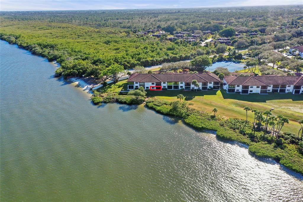 Stuart, FL 34997,6082 SE Landing Way #6
