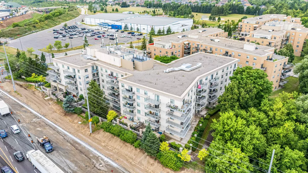 2500 Rutherford RD #502, Vaughan, ON L4K 5N7