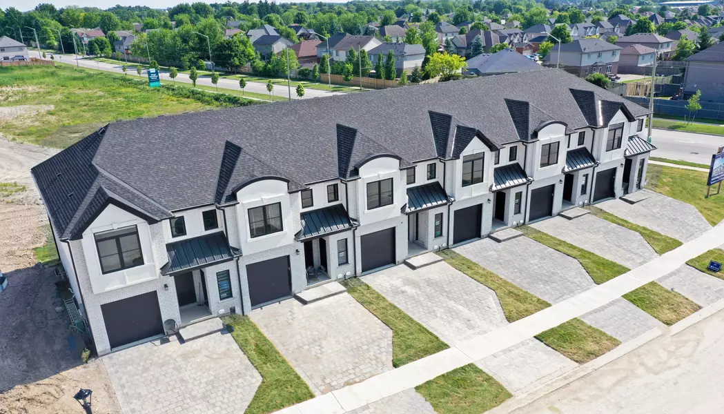 207 Bowman DR, Middlesex Centre, ON N0M 2A0