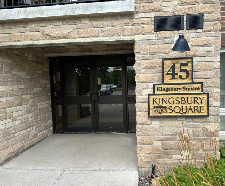45 Kingsbury SQ #209, Guelph, ON N1L 0L2