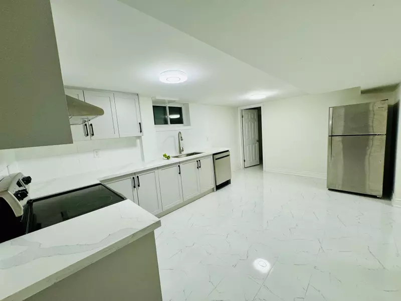 23 Village DR #Basement, Belleville, ON K8P 4J7