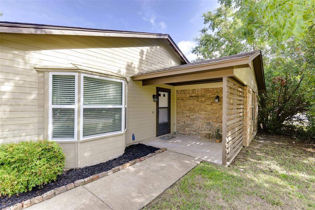 Saginaw, TX 76179,432 Indian Crest Drive