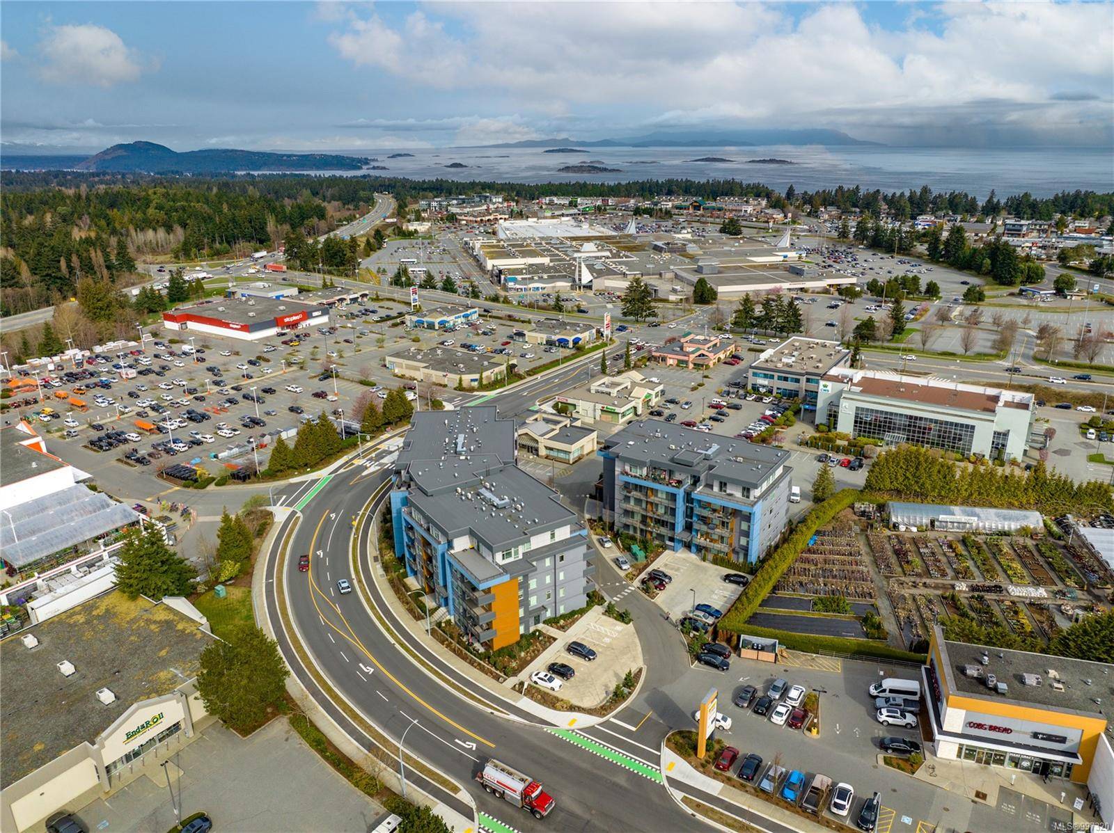 Nanaimo, BC V9T 2L8,6544 Metral Dr #501