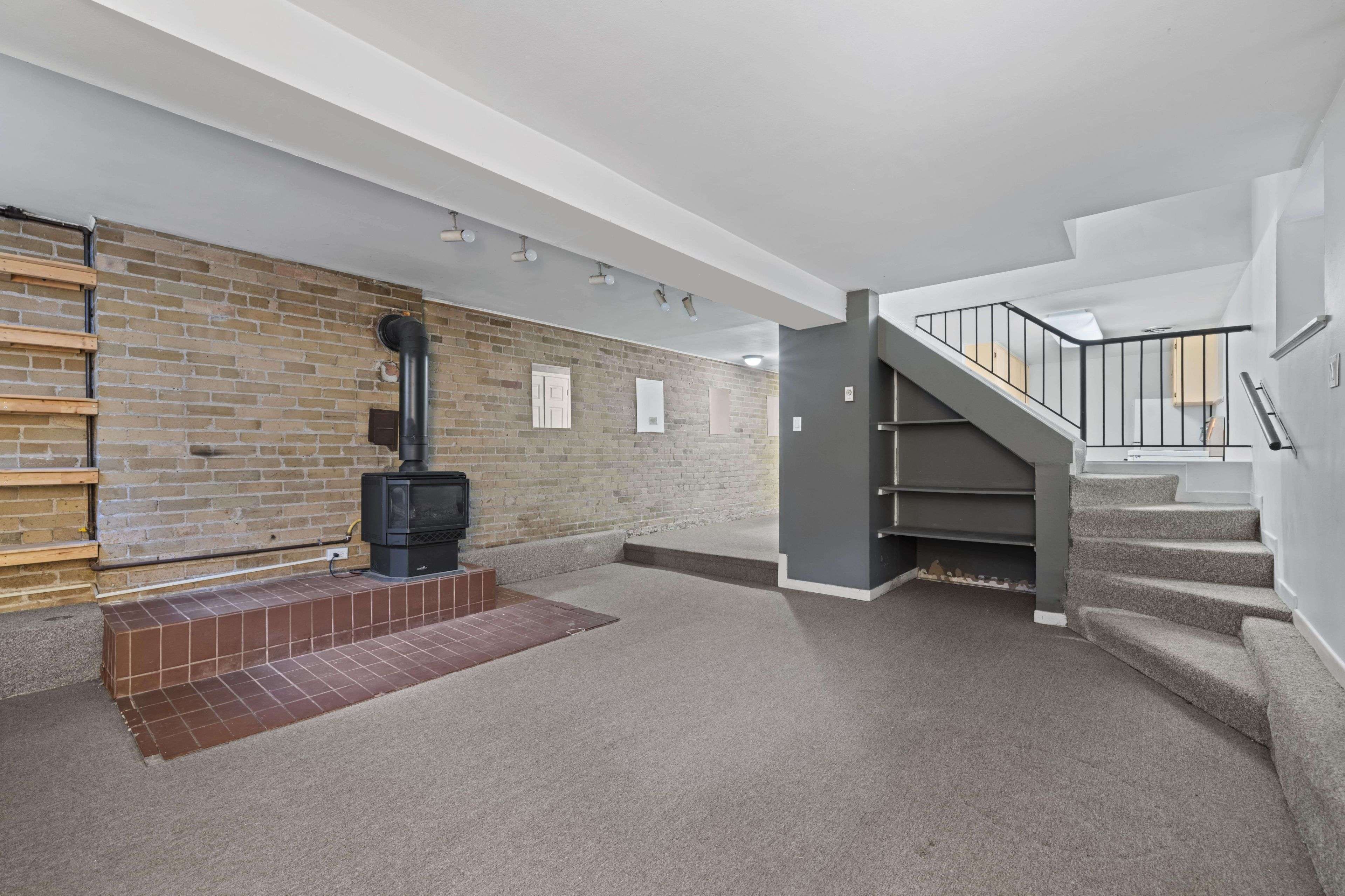 Toronto C08, ON M5A 2N9,105 Pembroke ST #1