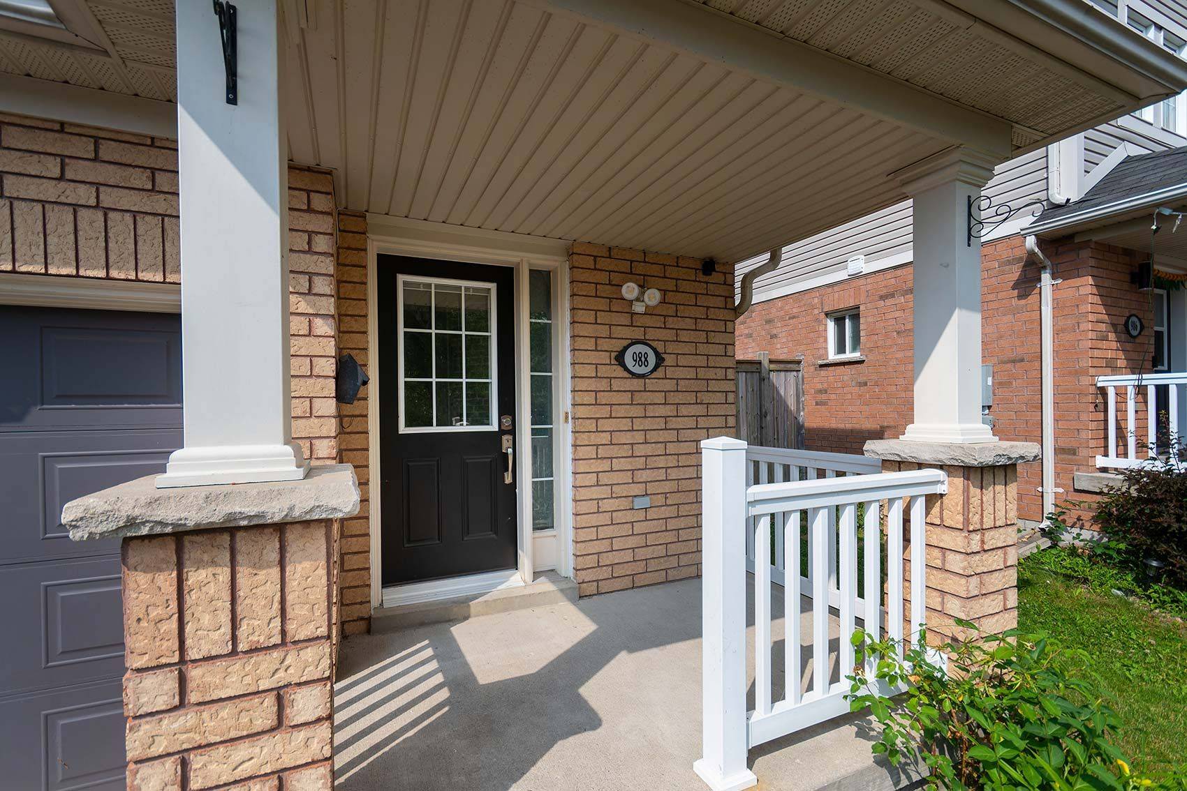 Oshawa, ON L1H 8A3,988 Southport DR
