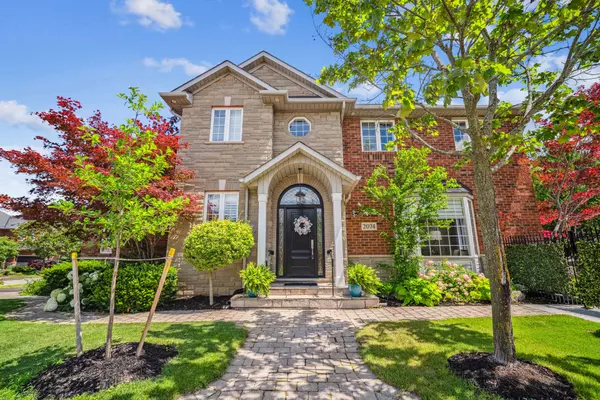 Oakville, ON L6M 4C7,2074 SPRINGDALE RD