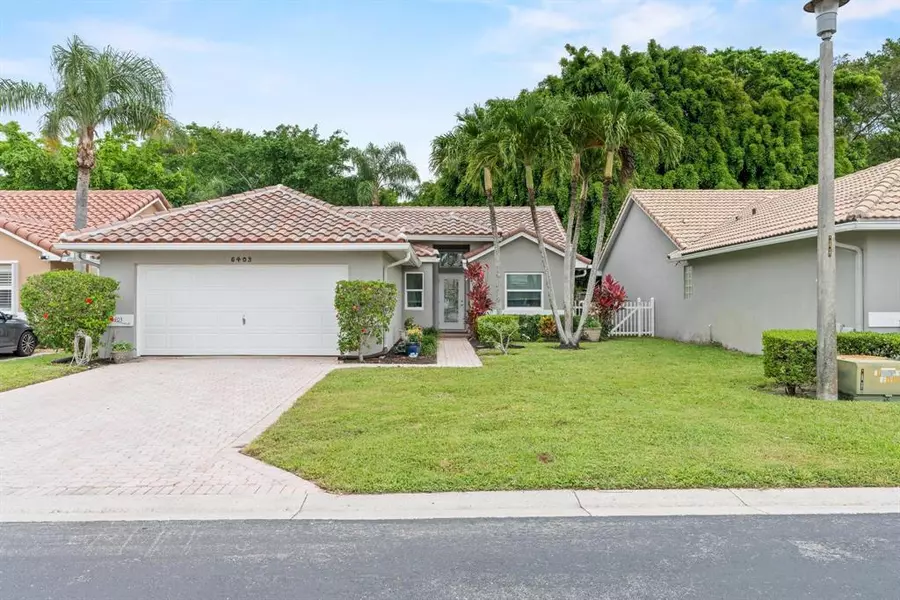 5403 Grande Palm Cir, Delray Beach, FL 33484