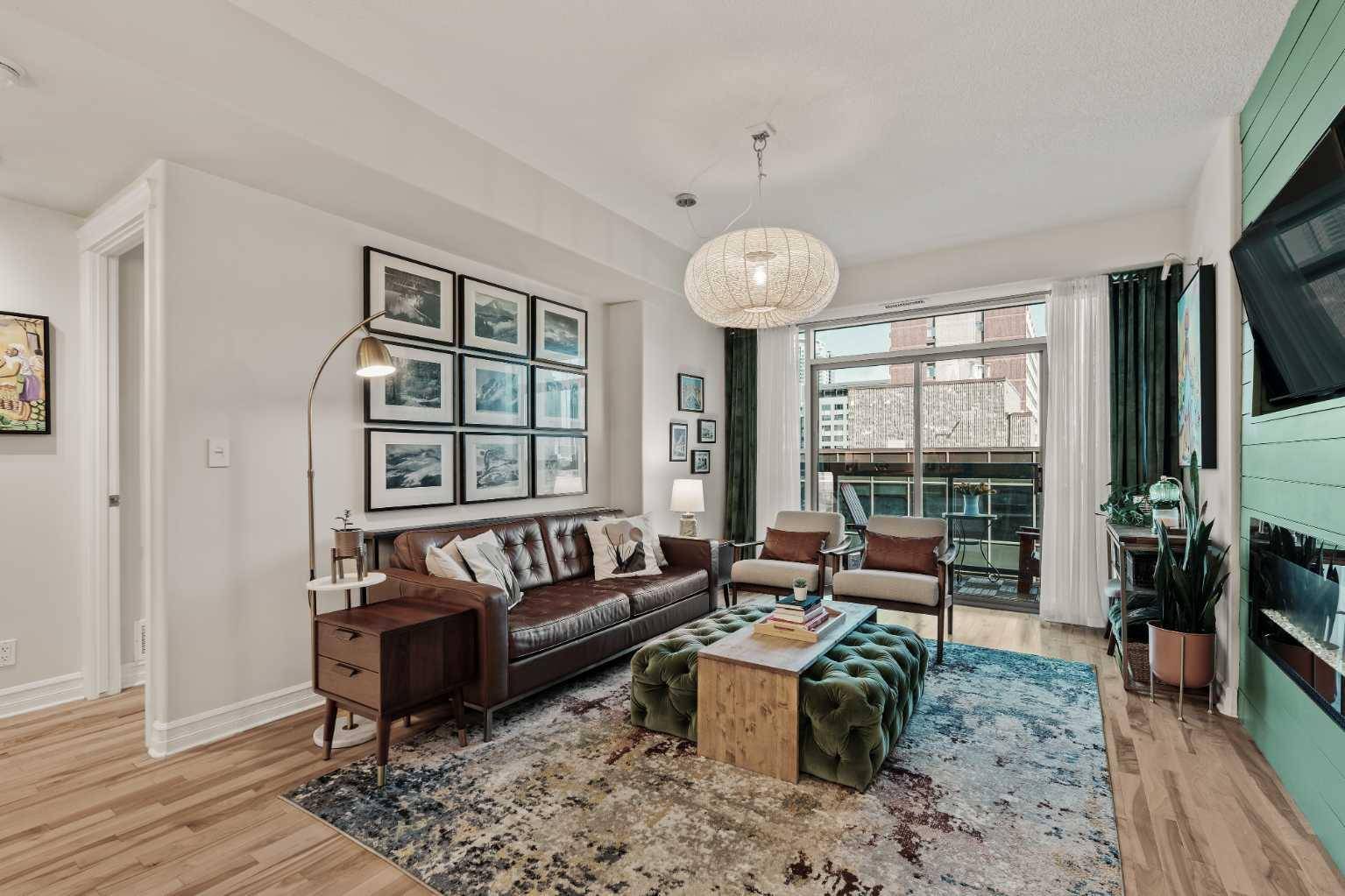 Calgary, AB T2R 1S2,836 15 AVE Southwest #706