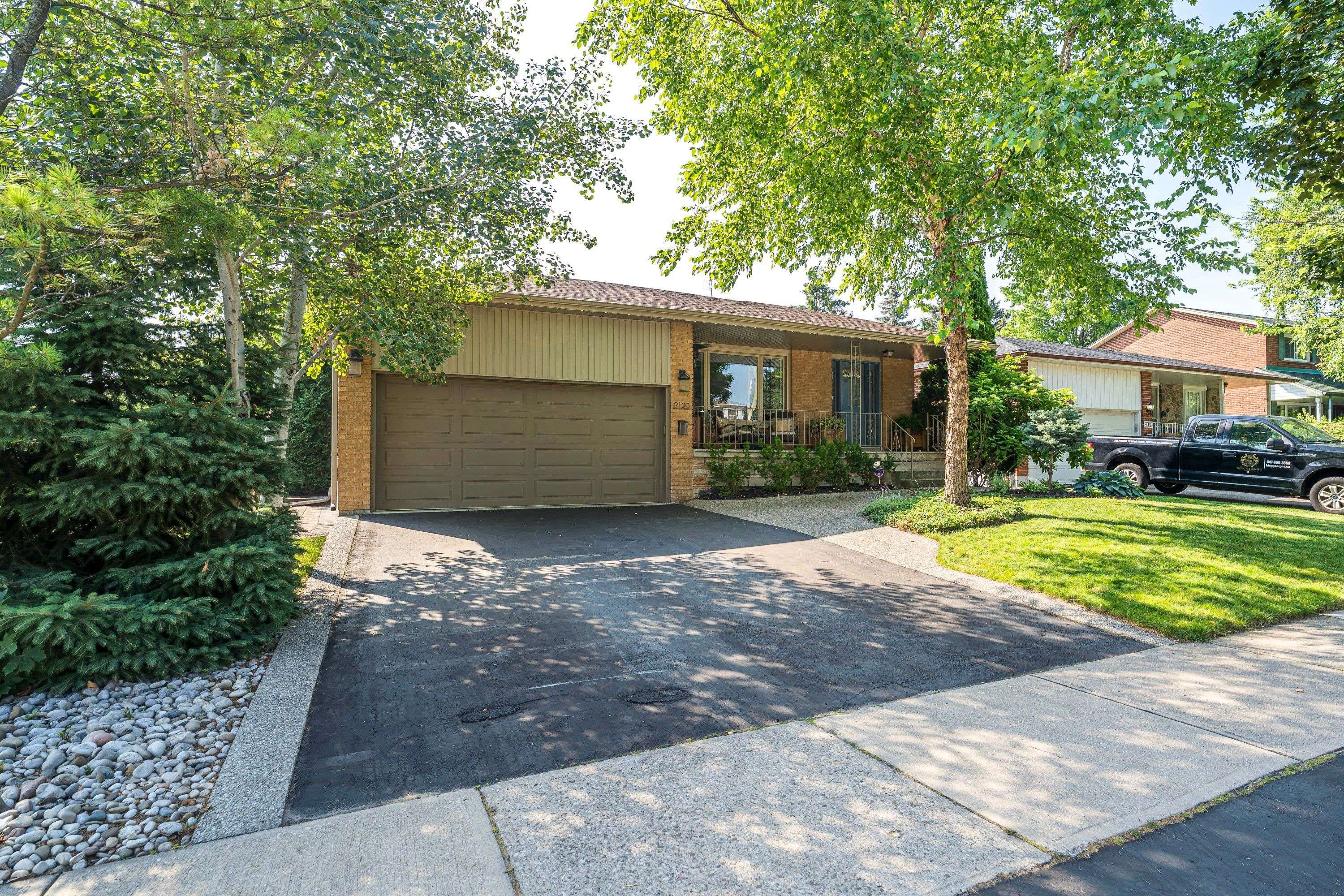 Mississauga, ON L5K 1C3,2120 Varency DR