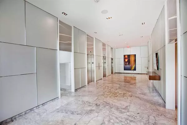 Toronto C01, ON M5S 0C5,57 St Joseph ST #1208 Master Bdrm