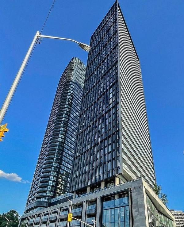 575 Bloor ST E #903, Toronto C08, ON M4W 0B2
