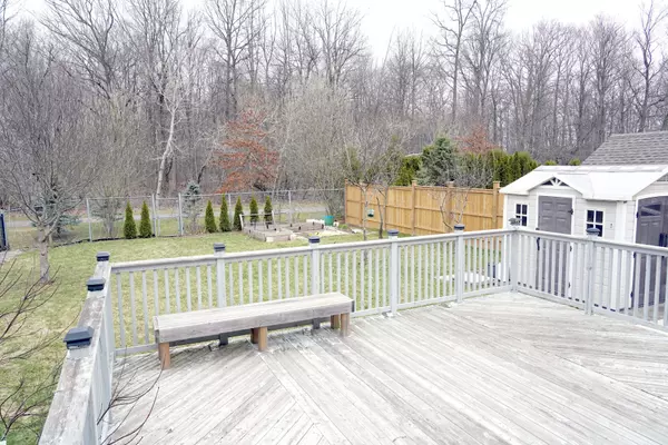 Niagara Falls, ON L2H 0C6,6537 St Michael AVE