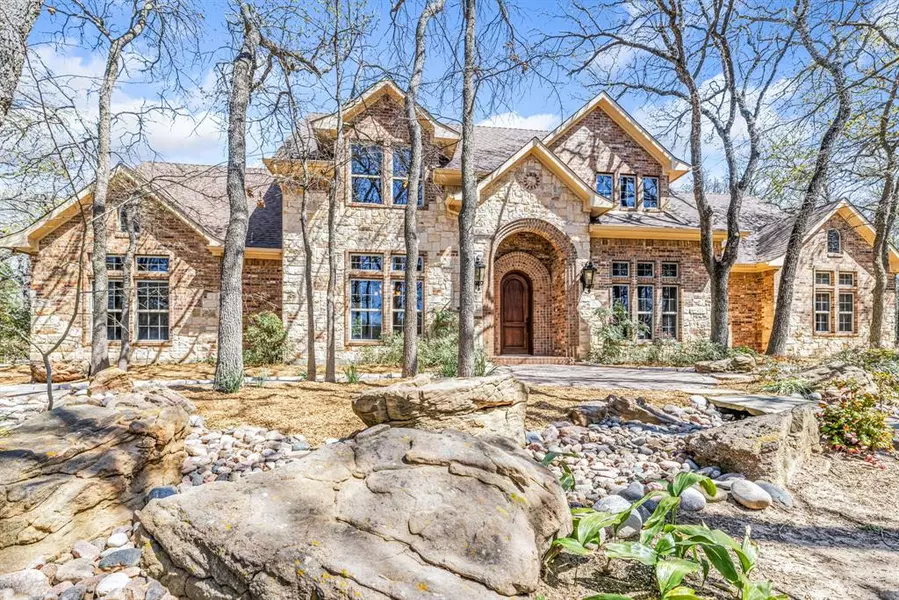 621 Alexandrite Drive, Oak Point, TX 75068