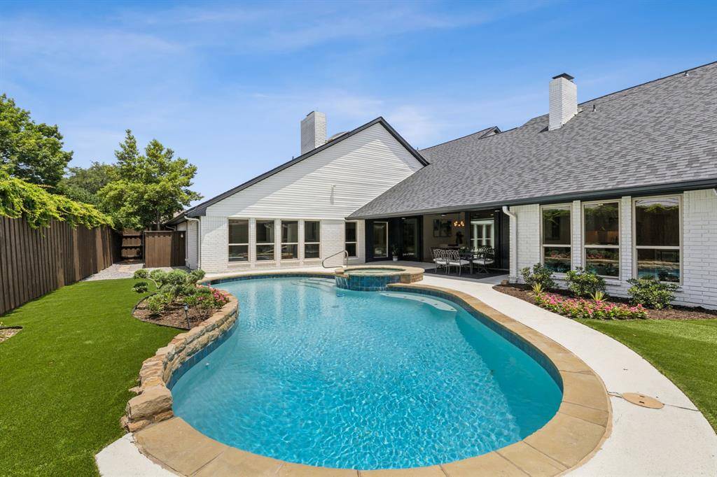 Dallas, TX 75252,5702 Glen Heather Drive