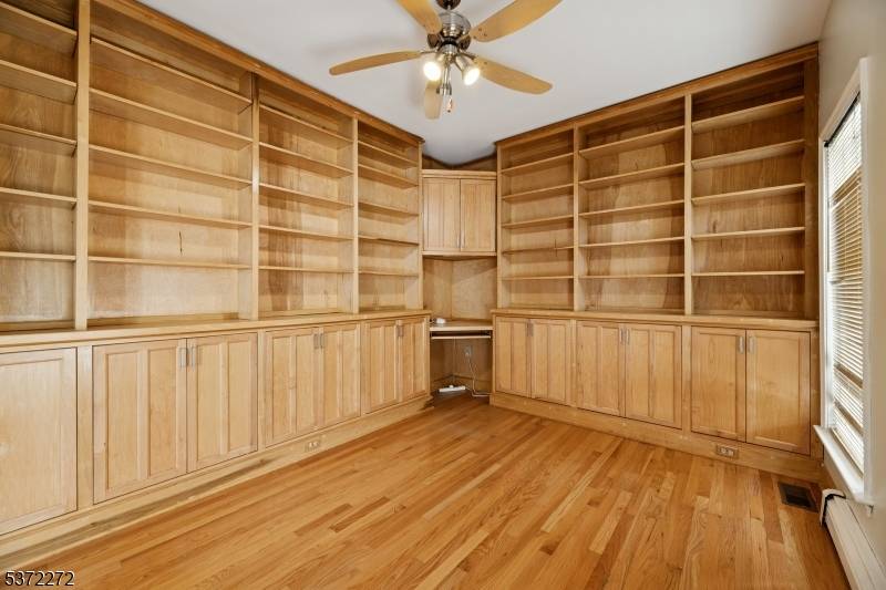 South Brunswick Twp., NJ 08810,428 Ridge Rd