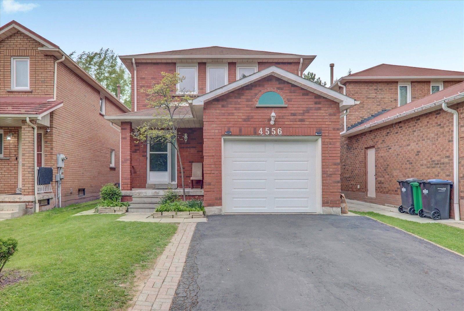 4556 Metcalfe AVE, Mississauga, ON L5M 4L5