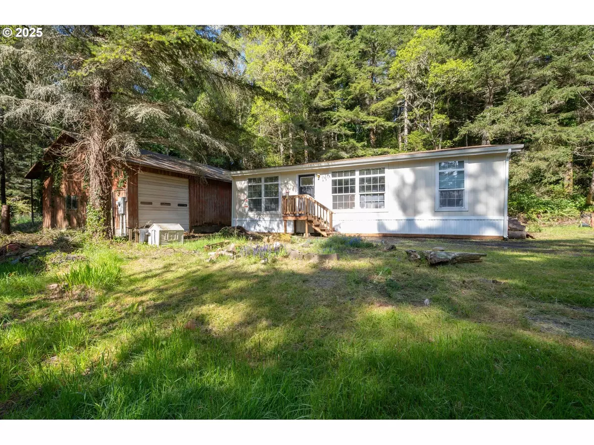 North Bend, OR 97459,94123 SHUTTERS LANDING LN