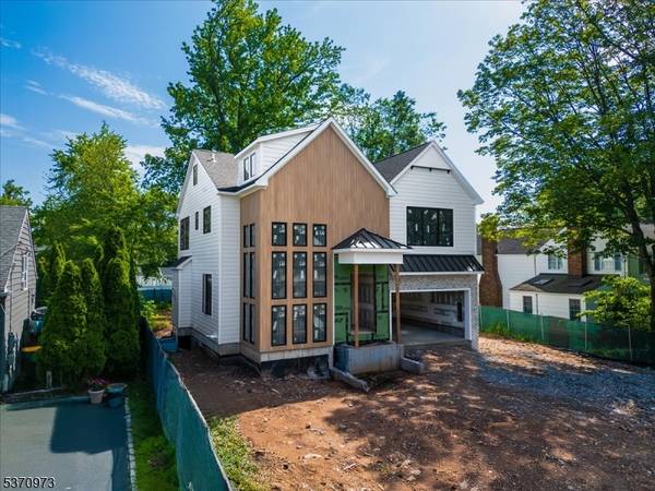 125 Tudor Oval, Westfield Town, NJ 07090