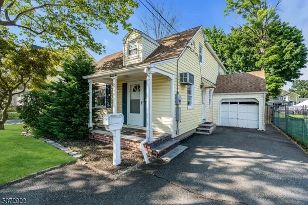 Clark Twp., NJ 07066,22 Sunset Dr